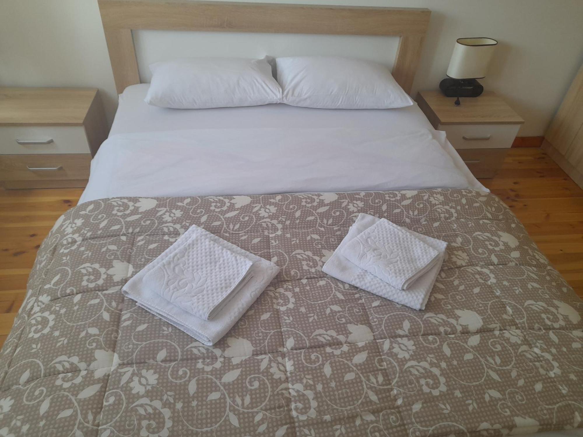 Apartments Gorska 콜라신 객실 사진