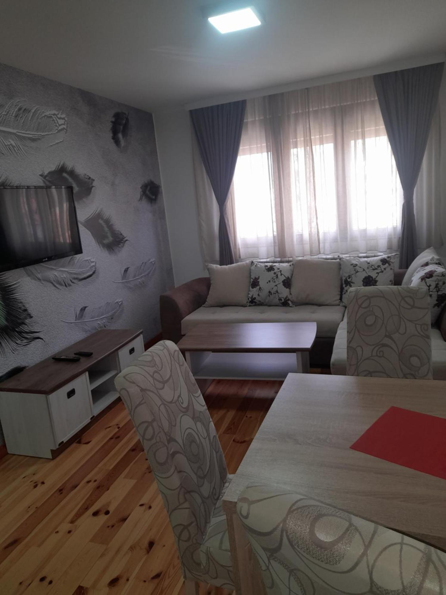 Apartments Gorska 콜라신 객실 사진